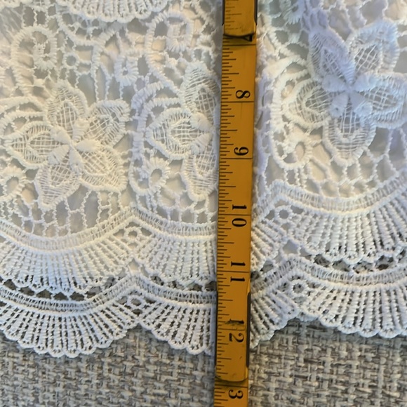 EUC AGACI Cropped Lacy Ruffle Off-The-Shoulder Top - Picture 12 of 14